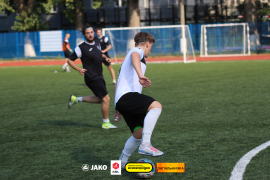 <a href="https://st.getinfootball.com/albums/1096309/6890880ba8030_1920.jpg" target="_blank">Завантажити оригінал</a>