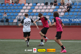<a href="https://st.getinfootball.com/albums/1096315/68908b1d3d01b_1920.jpg" target="_blank">Завантажити оригінал</a>