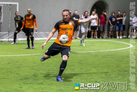 <a href="https://st.getinfootball.com/albums/1096356/689220a620f94_1920.jpg" target="_blank">Завантажити оригінал</a>