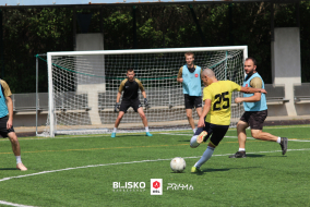 <a href="https://st.getinfootball.com/albums/1096408/68973684174d4_1920.jpg" target="_blank">Download original</a>