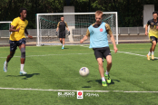 <a href="https://st.getinfootball.com/albums/1096408/689736a093f6c_1920.jpg" target="_blank">Download original</a>