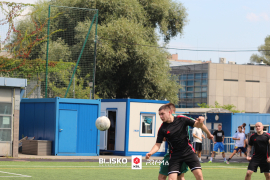 <a href="https://st.getinfootball.com/albums/1096411/68973960038b4_1920.jpg" target="_blank">Download original</a>