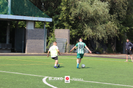 <a href="https://st.getinfootball.com/albums/1096412/68973970d2832_1920.jpg" target="_blank">Download original</a>