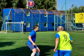 <a href="https://st.getinfootball.com/albums/1096418/6897707e1be9a_1920.jpeg" target="_blank">Завантажити оригінал</a>