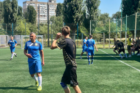 <a href="https://st.getinfootball.com/albums/1096419/689771941c5c4_1920.jpeg" target="_blank">Завантажити оригінал</a>