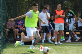 <a href="https://st.getinfootball.com/albums/1096558/689dd45094c56_1920.jpg" target="_blank">Download original</a>