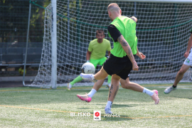 <a href="https://st.getinfootball.com/albums/1096558/689dd45974f9a_1920.jpg" target="_blank">Download original</a>