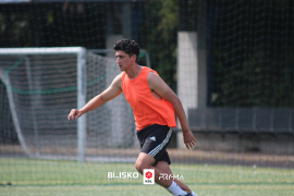 <a href="https://st.getinfootball.com/albums/1096561/689dd7acadd4c_1920.jpg" target="_blank">Download original</a>