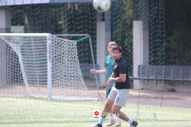 <a href="https://st.getinfootball.com/albums/1096563/689dd71e10d30_1920.jpg" target="_blank">Download original</a>