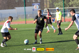 <a href="https://st.getinfootball.com/albums/1096597/68a310f23635f_1920.jpg" target="_blank">Завантажити оригінал</a>