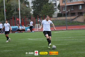 <a href="https://st.getinfootball.com/albums/1096608/68a318d518f67_1920.jpg" target="_blank">Завантажити оригінал</a>