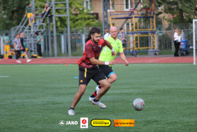 <a href="https://st.getinfootball.com/albums/1096611/68a31937a96e2_1920.jpg" target="_blank">Завантажити оригінал</a>
