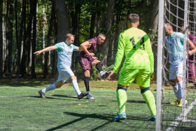 <a href="https://st.getinfootball.com/albums/1096618/68a32e93d6db0_1920.jpg" target="_blank">Завантажити оригінал</a>