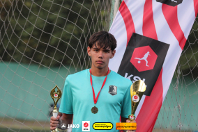 <a href="https://st.getinfootball.com/albums/1096630/68a34d84031b8_1920.jpg" target="_blank">Завантажити оригінал</a>