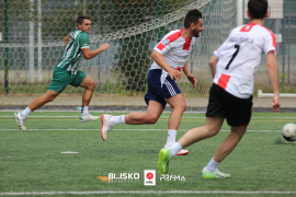 <a href="https://st.getinfootball.com/albums/1096694/68a845be4f375_1920.jpg" target="_blank">Download original</a>