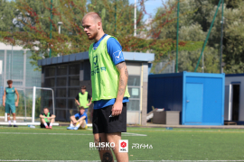 <a href="https://st.getinfootball.com/albums/1096696/68a8467c3cf23_1920.jpg" target="_blank">Download original</a>