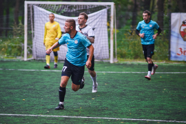 <a href="https://st.getinfootball.com/albums/1096765/68afa219a6994_1920.jpg" target="_blank">Завантажити оригінал</a>
