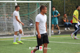 <a href="https://st.getinfootball.com/albums/1096768/68afa474917f8_1920.jpg" target="_blank">Download original</a>