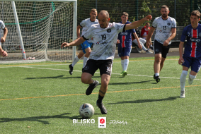 <a href="https://st.getinfootball.com/albums/1096769/68afa60d45f15_1920.jpg" target="_blank">Download original</a>