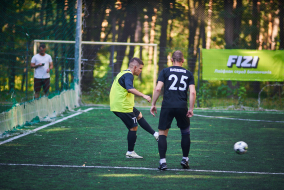 <a href="https://st.getinfootball.com/albums/1096782/68b3f93578aa4_1920.jpg" target="_blank">Завантажити оригінал</a>