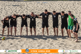 ФОТОЗВІТ І MAGIC CONSULTING 12-4 TOZO-PRINT І КУБОК КИЄВА З ПЛЯЖНОГО ФУТБОЛУ 2025
