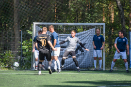 <a href="https://st.getinfootball.com/albums/1096845/68b6ca93ee1e4_1920.jpg" target="_blank">Завантажити оригінал</a>