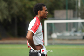 <a href="https://st.getinfootball.com/albums/1096873/68b77845b66a7_1920.jpg" target="_blank">Download original</a>