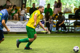 <a href="https://st.getinfootball.com/albums/1096879/68b7efc40192f_1920.jpg" target="_blank">Завантажити оригінал</a>