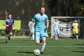 <a href="https://st.getinfootball.com/albums/1096968/68beaf48505a1_1920.jpg" target="_blank">Завантажити оригінал</a>