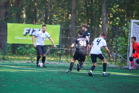 <a href="https://st.getinfootball.com/albums/1097058/68c3f7afb424d_1920.jpg" target="_blank">Завантажити оригінал</a>
