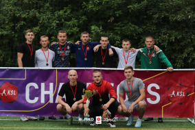 <a href="https://st.getinfootball.com/albums/1097068/68c46e1485ef7_1920.jpg" target="_blank">Download original</a>