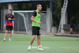 <a href="https://st.getinfootball.com/albums/1097071/68c49a1786c69_1920.jpg" target="_blank">Download original</a>