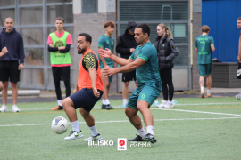<a href="https://st.getinfootball.com/albums/1097072/68c49b94b3546_1920.jpg" target="_blank">Download original</a>