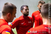 <a href="https://st.getinfootball.com/albums/1097354/68d3028f6edae_1920.jpg" target="_blank">Завантажити оригінал</a>