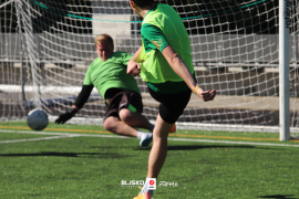 <a href="https://st.getinfootball.com/albums/1097383/68d49d5476cf6_1920.jpg" target="_blank">Download original</a>