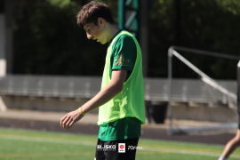 <a href="https://st.getinfootball.com/albums/1097383/68d49d67c833c_1920.jpg" target="_blank">Download original</a>