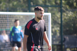 <a href="https://st.getinfootball.com/albums/1097389/68d4ab41306f7_1920.jpg" target="_blank">Download original</a>