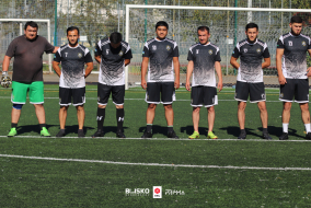 <a href="https://st.getinfootball.com/albums/1097390/68d4ac1e62fbb_1920.jpg" target="_blank">Download original</a>