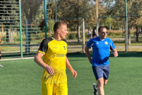 <a href="https://st.getinfootball.com/albums/1097415/68d9057d2ecb8_1920.jpeg" target="_blank">Завантажити оригінал</a>