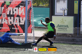 <a href="https://st.getinfootball.com/albums/1097452/68daa49a76a87_1920.jpg" target="_blank">Завантажити оригінал</a>