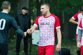 <a href="https://st.getinfootball.com/albums/1097481/68daddbb18414_1920.jpg" target="_blank">Завантажити оригінал</a>