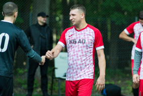 <a href="https://st.getinfootball.com/albums/1097481/68daddbb18414_1920.jpg" target="_blank">Завантажити оригінал</a>