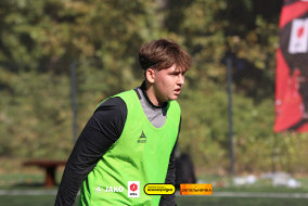 <a href="https://st.getinfootball.com/albums/1097491/68dbf3266068e_1920.jpg" target="_blank">Завантажити оригінал</a>
