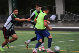 <a href="https://st.getinfootball.com/albums/1097567/68df1e3ac3237_1920.jpg" target="_blank">Download original</a>