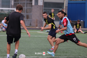 <a href="https://st.getinfootball.com/albums/1097571/68df2451cbedc_1920.jpg" target="_blank">Download original</a>