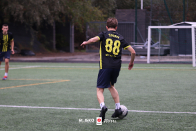 <a href="https://st.getinfootball.com/albums/1097571/68df24d3bc7b6_1920.jpg" target="_blank">Download original</a>