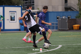 <a href="https://st.getinfootball.com/albums/1097572/68df2604c7e16_1920.jpg" target="_blank">Download original</a>