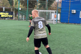 <a href="https://st.getinfootball.com/albums/1097577/68e191e11ba7e_1920.jpeg" target="_blank">Завантажити оригінал</a>
