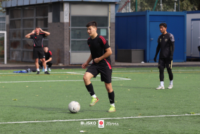 <a href="https://st.getinfootball.com/albums/1097727/68e70af638fd2_1920.jpg" target="_blank">Download original</a>