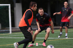 <a href="https://st.getinfootball.com/albums/1097729/68e70fd7de7c0_1920.jpg" target="_blank">Download original</a>